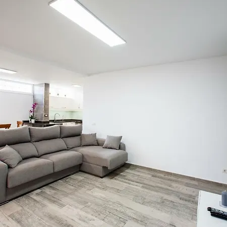 De Lux 